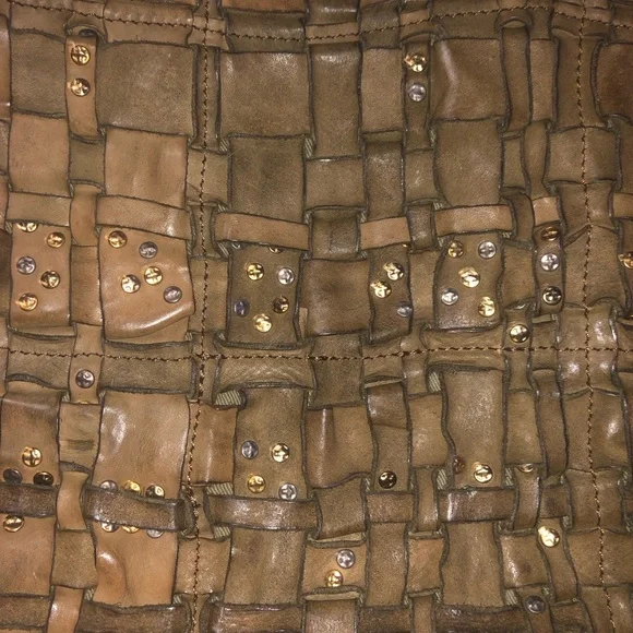 Campomaggi studded Edera bag - Picture 3 of 8